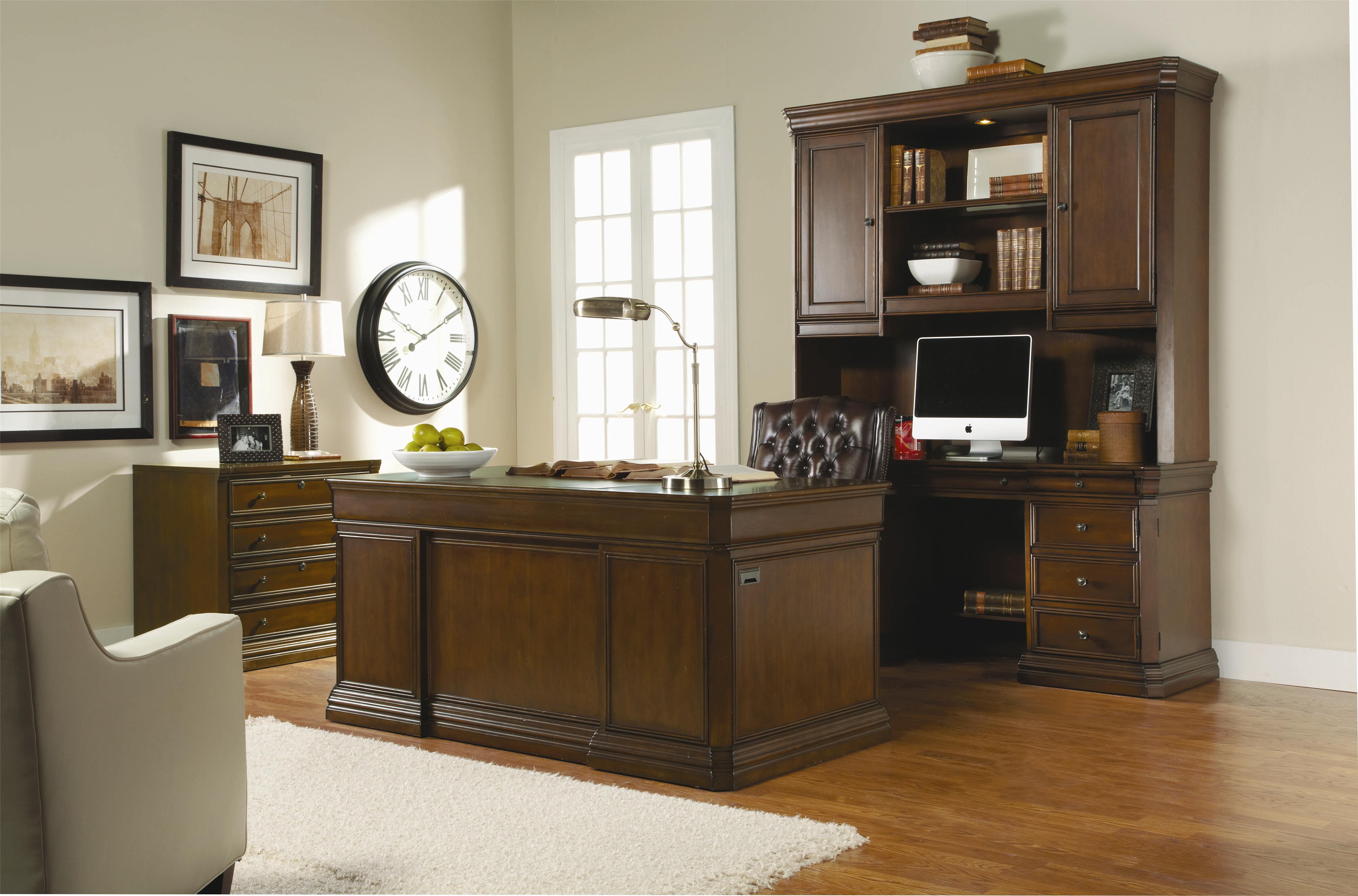Hooker Furniture Cherry Creek Traditional Desk and Hutch Combo
